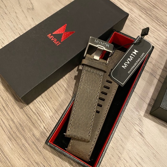 Movement Gray Leather Strap - Picture 1 of 6